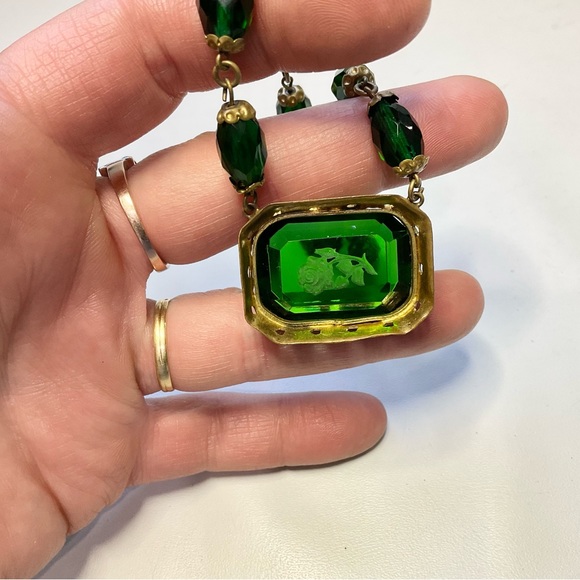 Art Deco Czech Glass Rose Reverse Carved Choker Necklace Signed Czechoslovakia - Picture 9 of 11